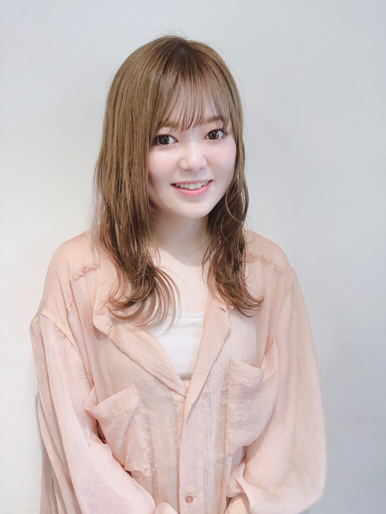秦 愛由美